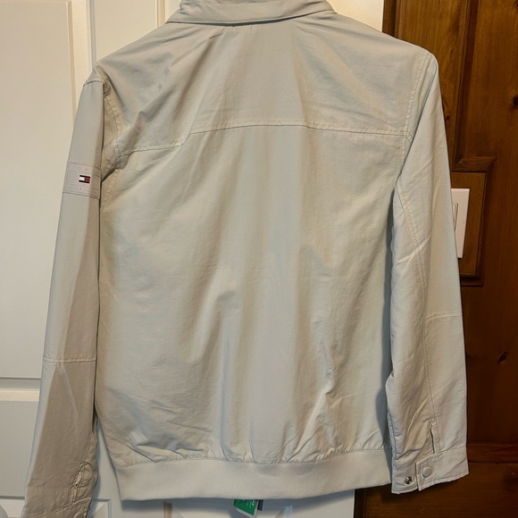 Men’s Tommy Hilfiger water jacket - Picture 9 of 13